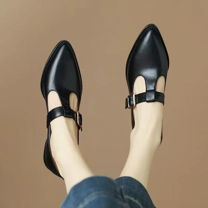 Lola – Spetsiga pumps | Margot Montreux