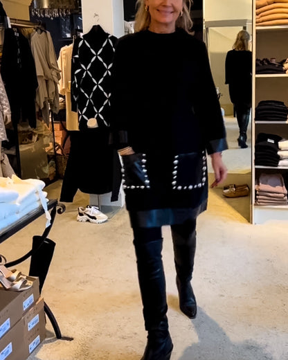Carla – Svepande klänning | Margot Montreux