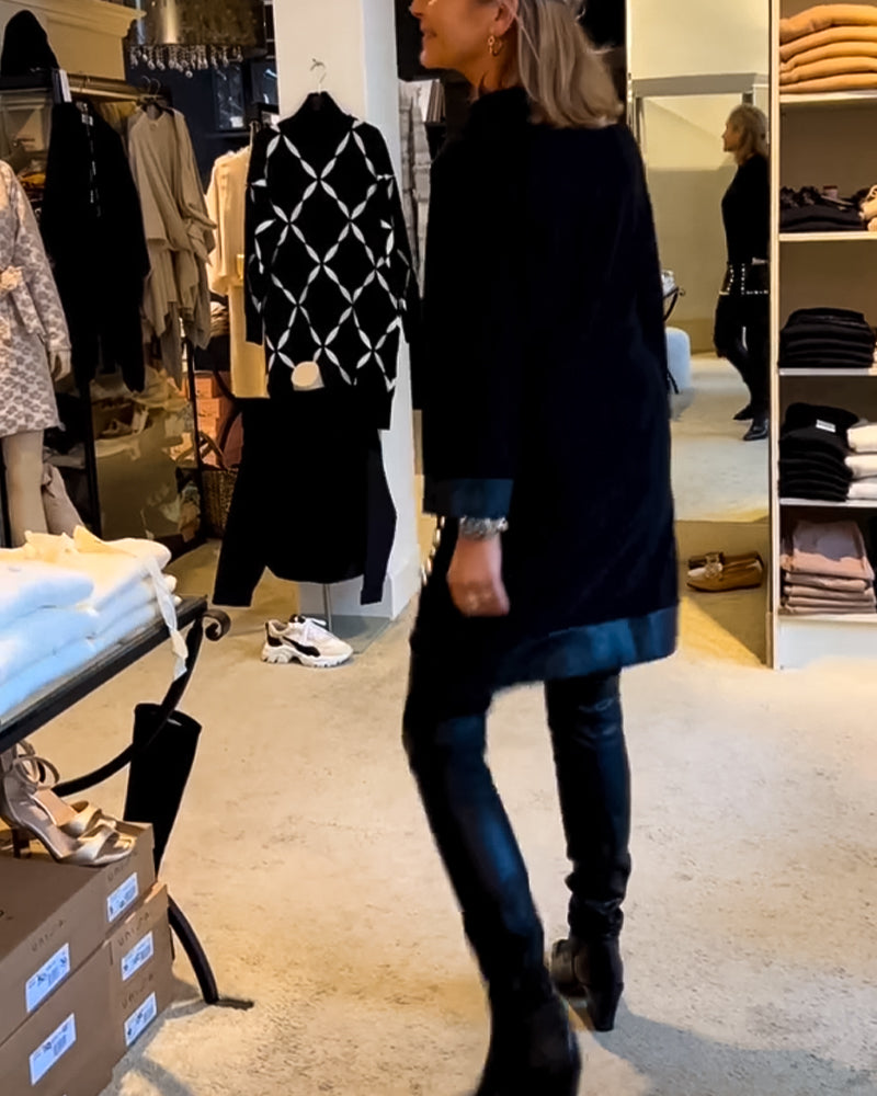 Carla – Svepande klänning | Margot Montreux